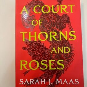 A Court of Thorns and Roses Book